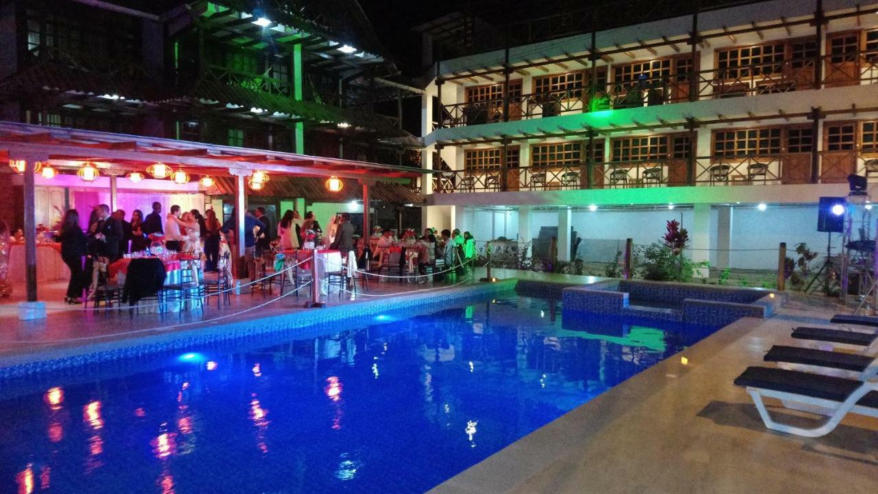 Hotel La Vista Canoa Exterior foto